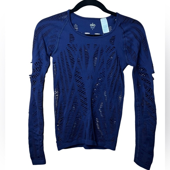 Alo Yoga “Wanderer” Long Sleeve Cutout Top Navy Blue Small - Picture 2 of 4
